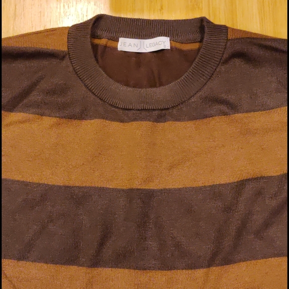 Sweater - Picture 2 of 3